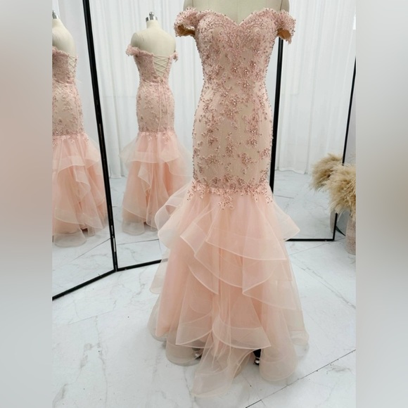 Gown size 6 (M) Pink fairy tube top back strap slim fit tulle fishtail dress - Picture 2 of 5